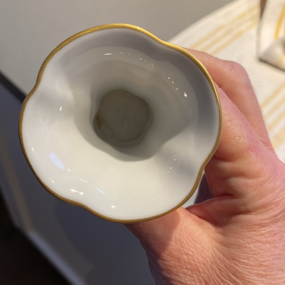 Herend Hungary bud vase - Picture 4 of 4